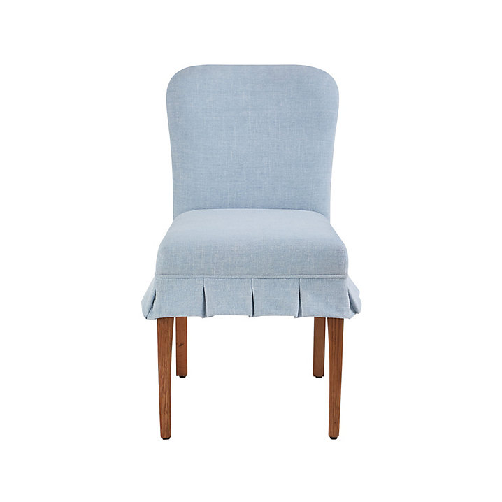 Tradition Meets Modern Living: July 2025 Upholstered Furniture Trends