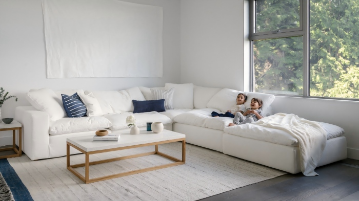 Bigger Than Ever: How Large-Scale Sofas Are Redefining Comfort in 2026