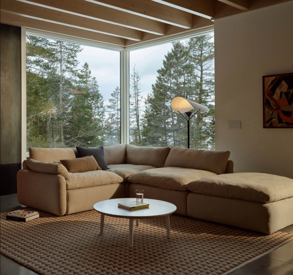 Bigger Than Ever: How Large-Scale Sofas Are Redefining Comfort in 2026