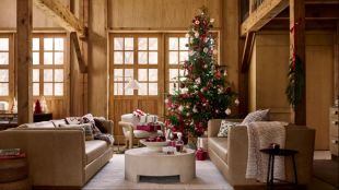 Soft Upholstered Furniture at Christmas: Comfort That Brings People Together
